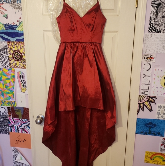Red prom/homecoming dress - Picture 1 of 5
